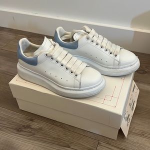 Alexander McQueen Women Shoes 37